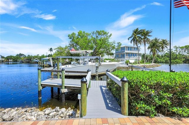 3858 Riviera CIR, Bonita Springs, FL 34134