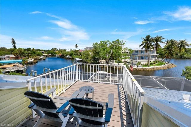 3858 Riviera CIR, Bonita Springs, FL 34134