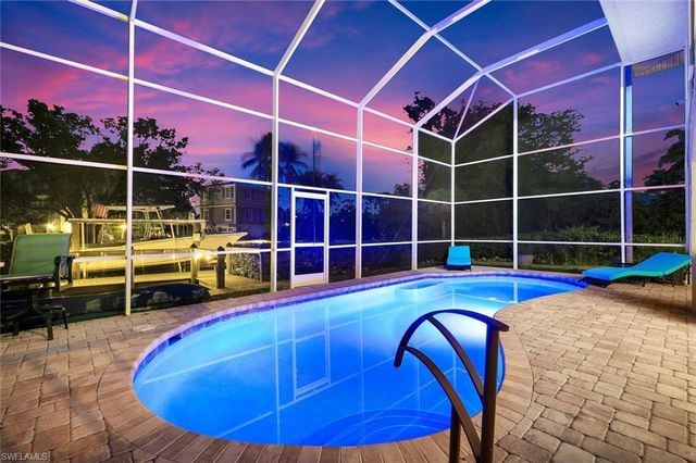 3858 Riviera CIR, Bonita Springs, FL 34134