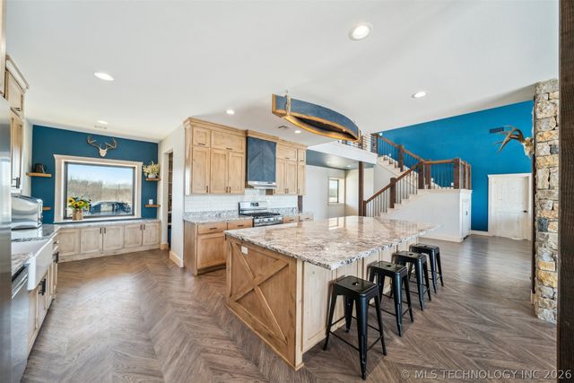 9501 S 4170 Road, Claremore, OK 74017