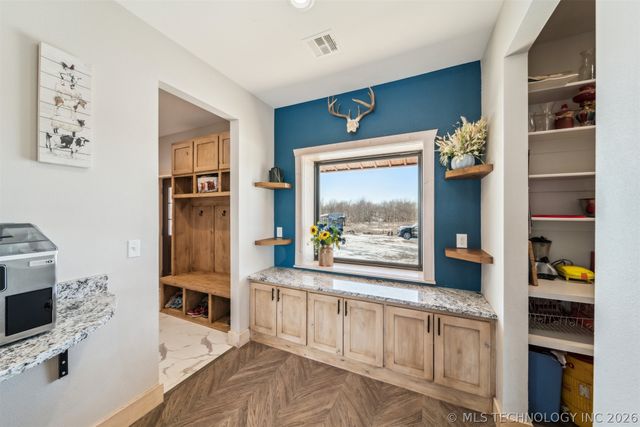 9501 S 4170 Road, Claremore, OK 74017