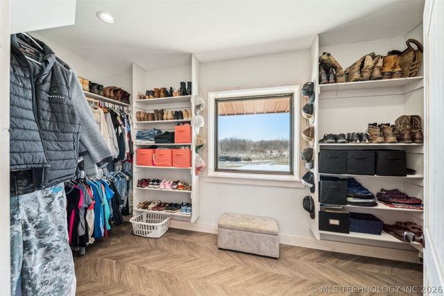 9501 S 4170 Road, Claremore, OK 74017