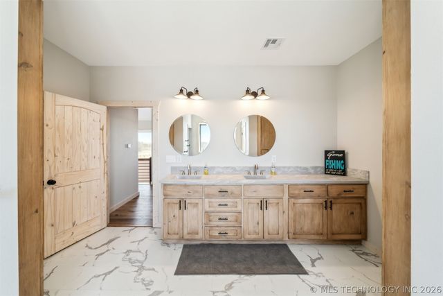 9501 S 4170 Road, Claremore, OK 74017
