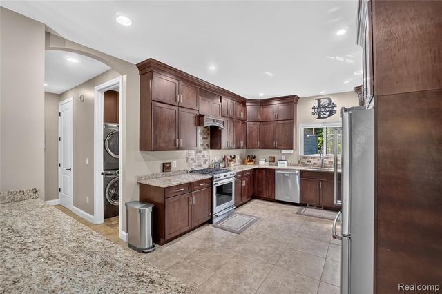 3640 Trefoil Trail, Ortonville, MI 48462