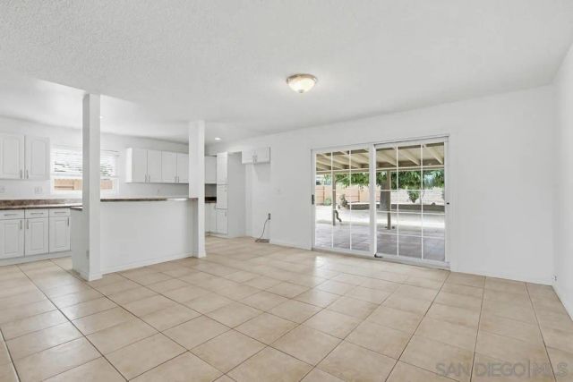 12838 Montauk St, Poway, CA 92064