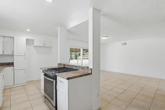 12838 Montauk St, Poway, CA 92064