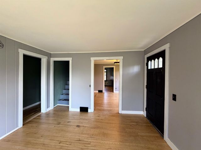 1057 Brockway Mills Road, Springfield, VT 05156
