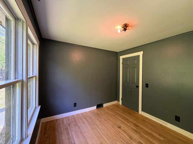 1057 Brockway Mills Road, Springfield, VT 05156