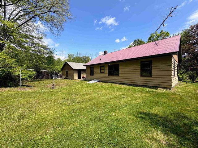 1057 Brockway Mills Road, Springfield, VT 05156