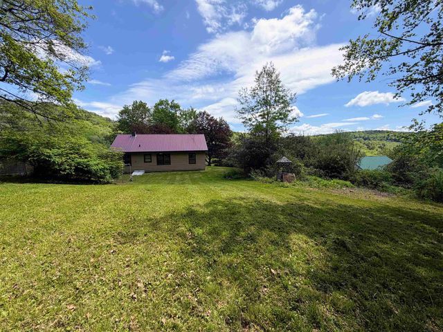 1057 Brockway Mills Road, Springfield, VT 05156