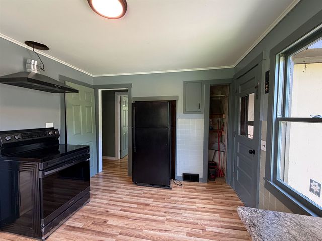 1057 Brockway Mills Road, Springfield, VT 05156