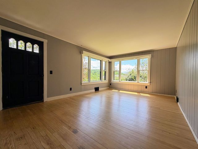 1057 Brockway Mills Road, Springfield, VT 05156