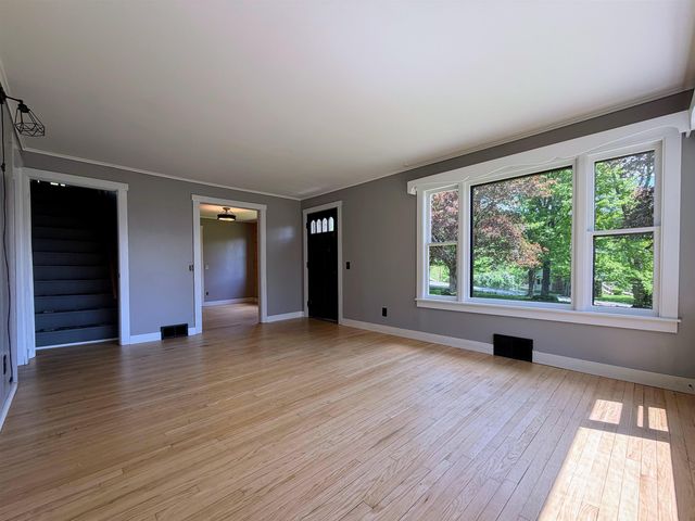 1057 Brockway Mills Road, Springfield, VT 05156