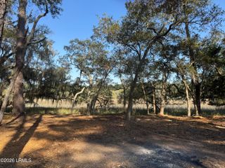 14 River Drive, Beaufort, SC 29907
