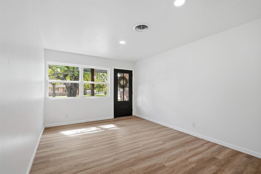 4812 Curzon Avenue, Fort Worth, TX 76107 — photo 5