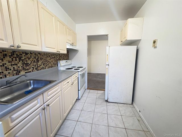 59 Fieldstone Drive 23, Hartsdale, NY 10530