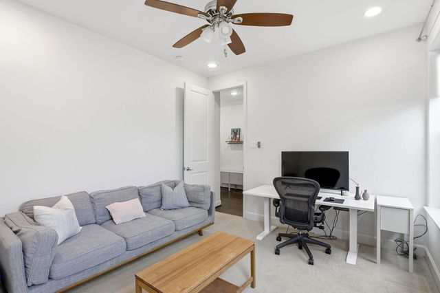 904 W 18th Street C, Houston, TX 77008