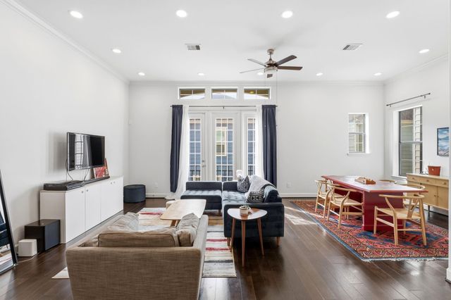 904 W 18th Street C, Houston, TX 77008