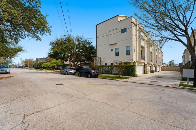 904 W 18th Street C, Houston, TX 77008
