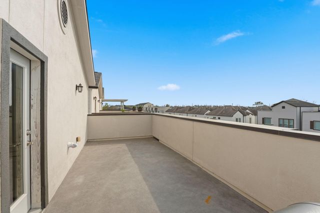 904 W 18th Street C, Houston, TX 77008