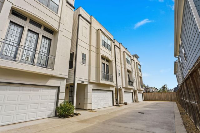 904 W 18th Street C, Houston, TX 77008