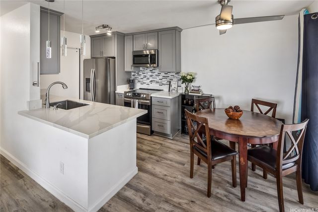 94-535 Lumiaina Street A204, Waipahu, HI 96797