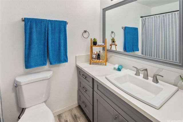 94-535 Lumiaina Street A204, Waipahu, HI 96797