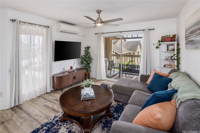 94-535 Lumiaina Street A204, Waipahu, HI 96797