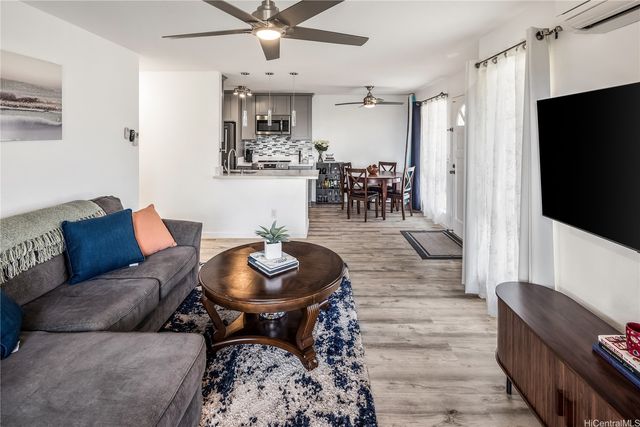 94-535 Lumiaina Street A204, Waipahu, HI 96797