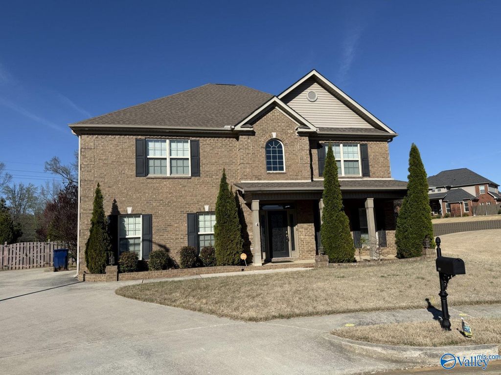 218 Woodgrove Drive, Madison, AL 35757