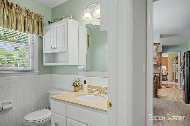 1406 Perkins Avenue, Grand Rapids, MI 49505