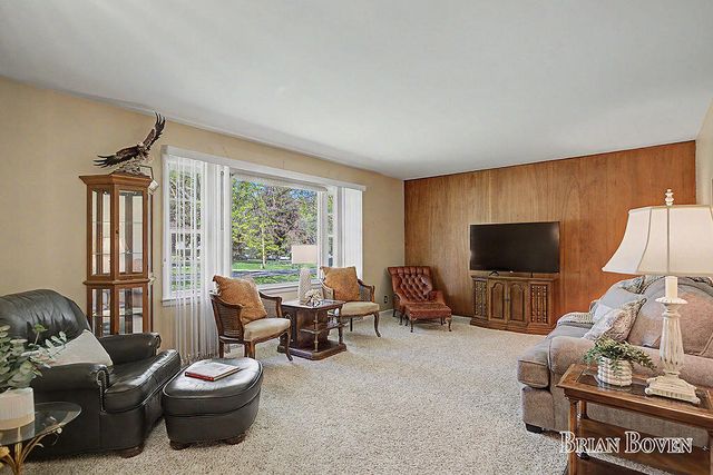 1406 Perkins Avenue, Grand Rapids, MI 49505
