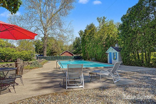 1406 Perkins Avenue, Grand Rapids, MI 49505