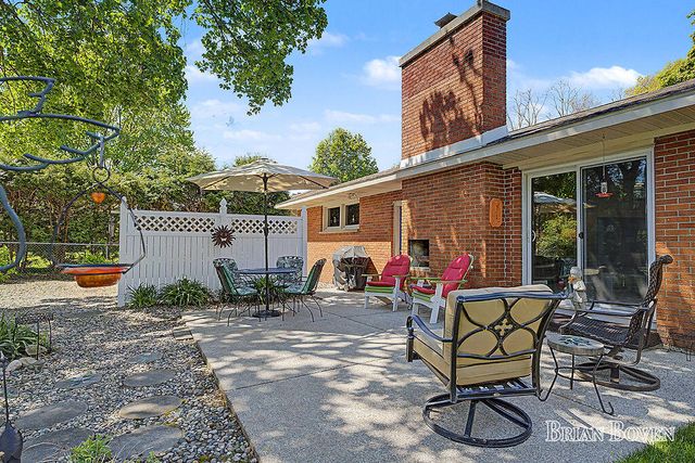 1406 Perkins Avenue, Grand Rapids, MI 49505