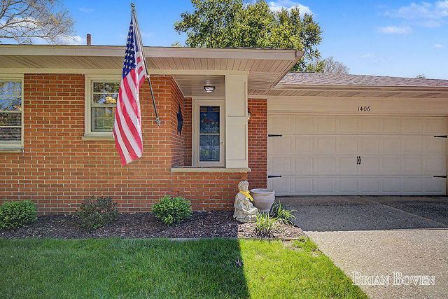 1406 Perkins Avenue, Grand Rapids, MI 49505