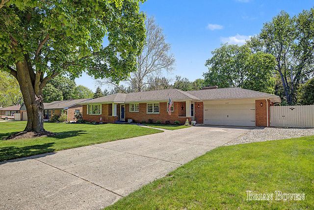 1406 Perkins Avenue, Grand Rapids, MI 49505