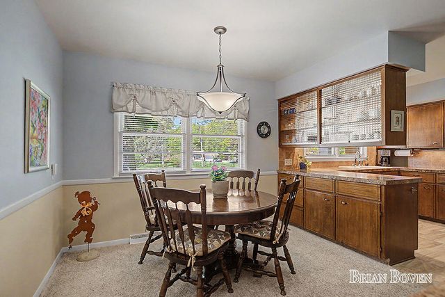 1406 Perkins Avenue, Grand Rapids, MI 49505
