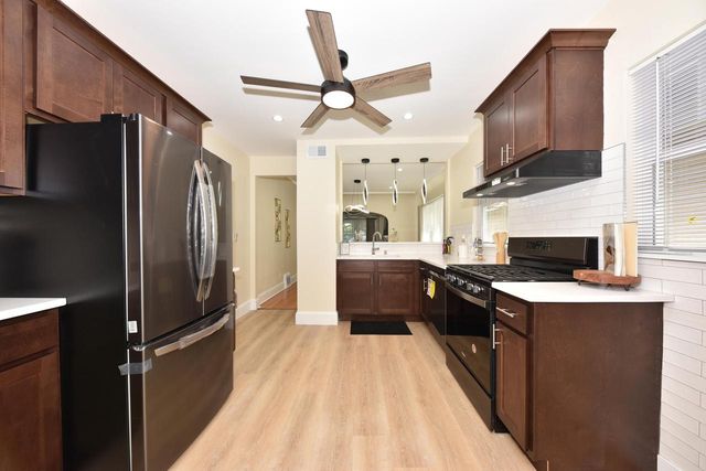 4029 N 18th STREET, Milwaukee, WI 53209