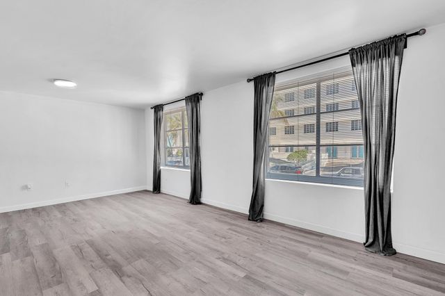 1460 Ocean Drive 205, Miami Beach, FL 33139