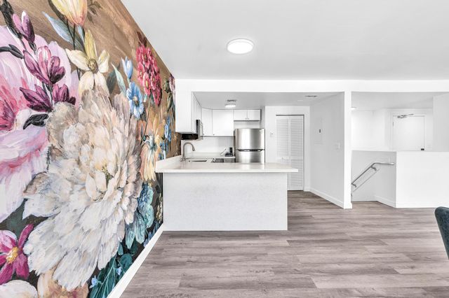 1460 Ocean Drive 205, Miami Beach, FL 33139