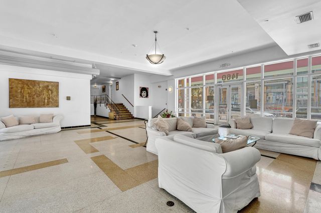 1460 Ocean Drive 205, Miami Beach, FL 33139