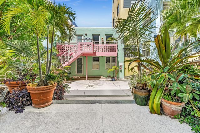 1460 Ocean Drive 205, Miami Beach, FL 33139