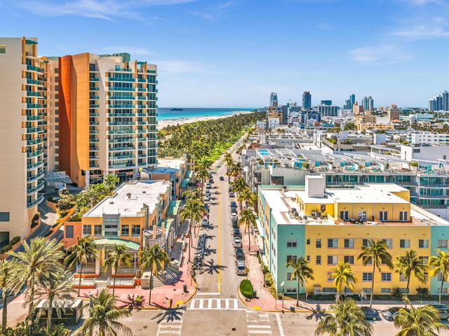 1460 Ocean Drive 205, Miami Beach, FL 33139
