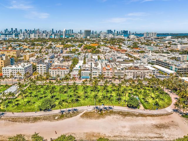 1460 Ocean Drive 205, Miami Beach, FL 33139