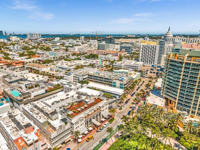 1460 Ocean Drive 205, Miami Beach, FL 33139