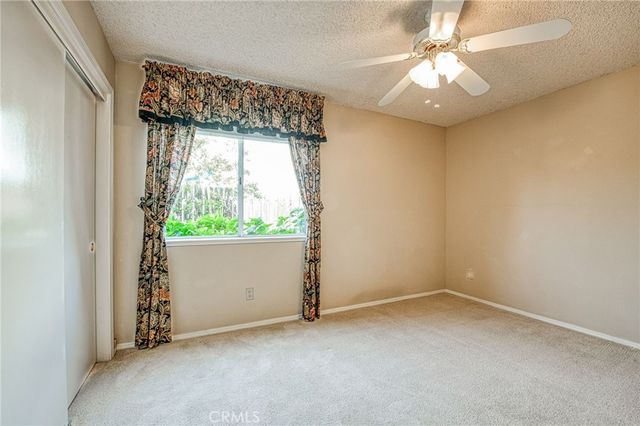 335 Mckelvy, Clovis, CA 93611