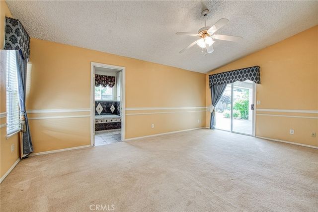 335 Mckelvy, Clovis, CA 93611
