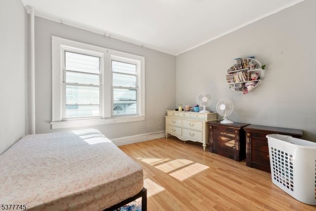 518 Sweetland Ave, Hillside Twp., NJ 07205
