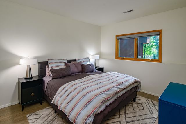 6414 S HELENA St, Spokane, WA 99223