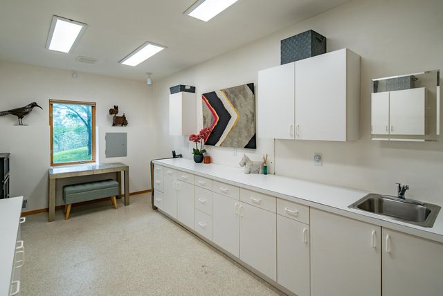 6414 S HELENA St, Spokane, WA 99223